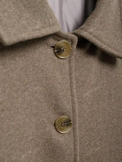 Veste en laine courte avec boutons, style parisien et automnal