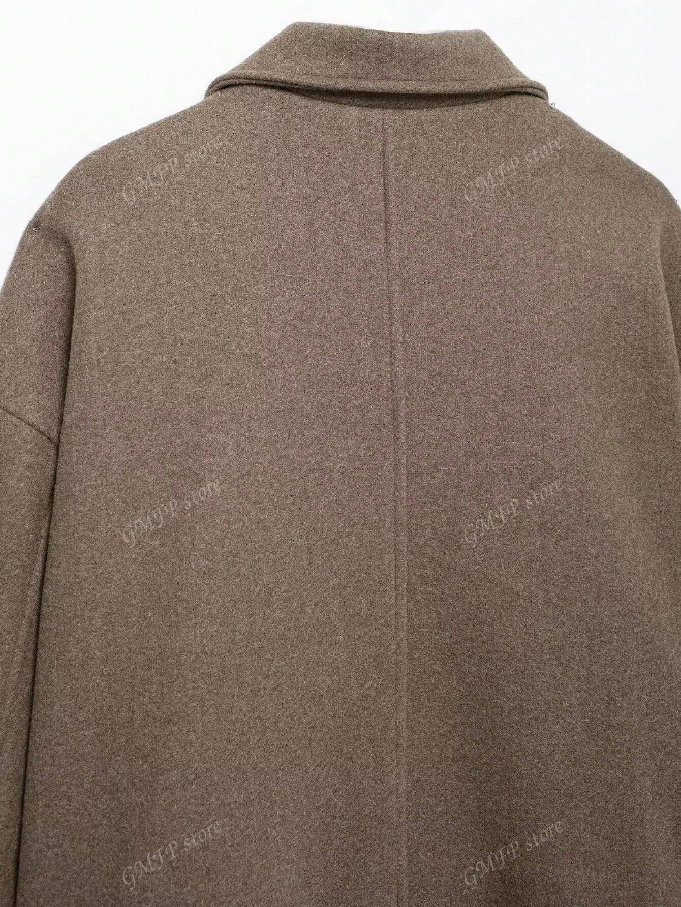 Veste en laine courte avec boutons, style parisien et automnal