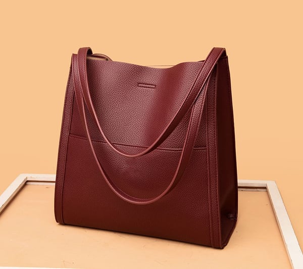 Sac à main en cuir noir classique avec anses longues