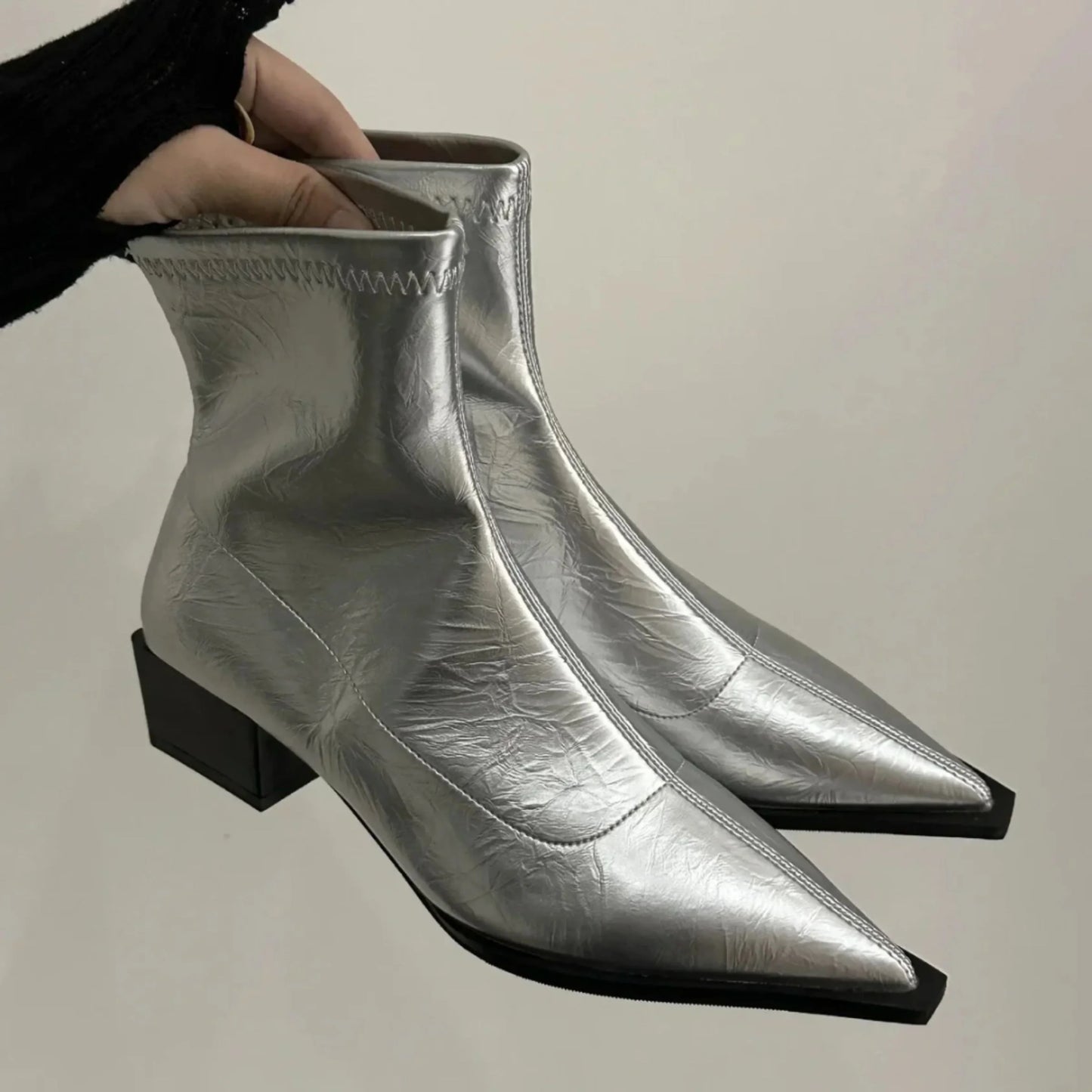 Bottines Femmes Élégantes À Bout Fin