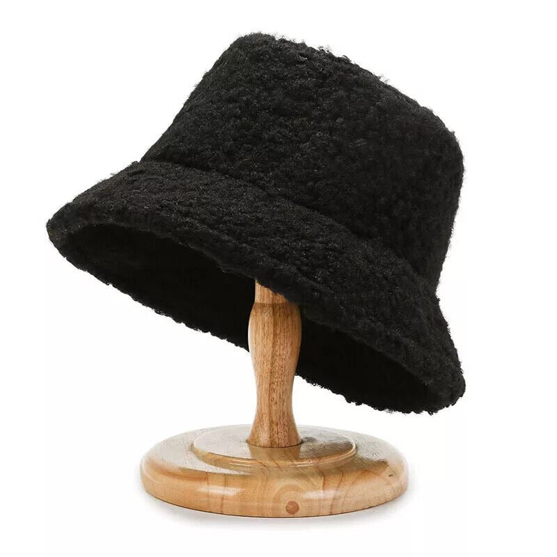 Chapeau Femme Hiver Tricoté avec Pompon Coloré - PanierRoyale