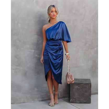 Robe Élégante Décolletée Asymétrique pour Femme - PanierRoyale