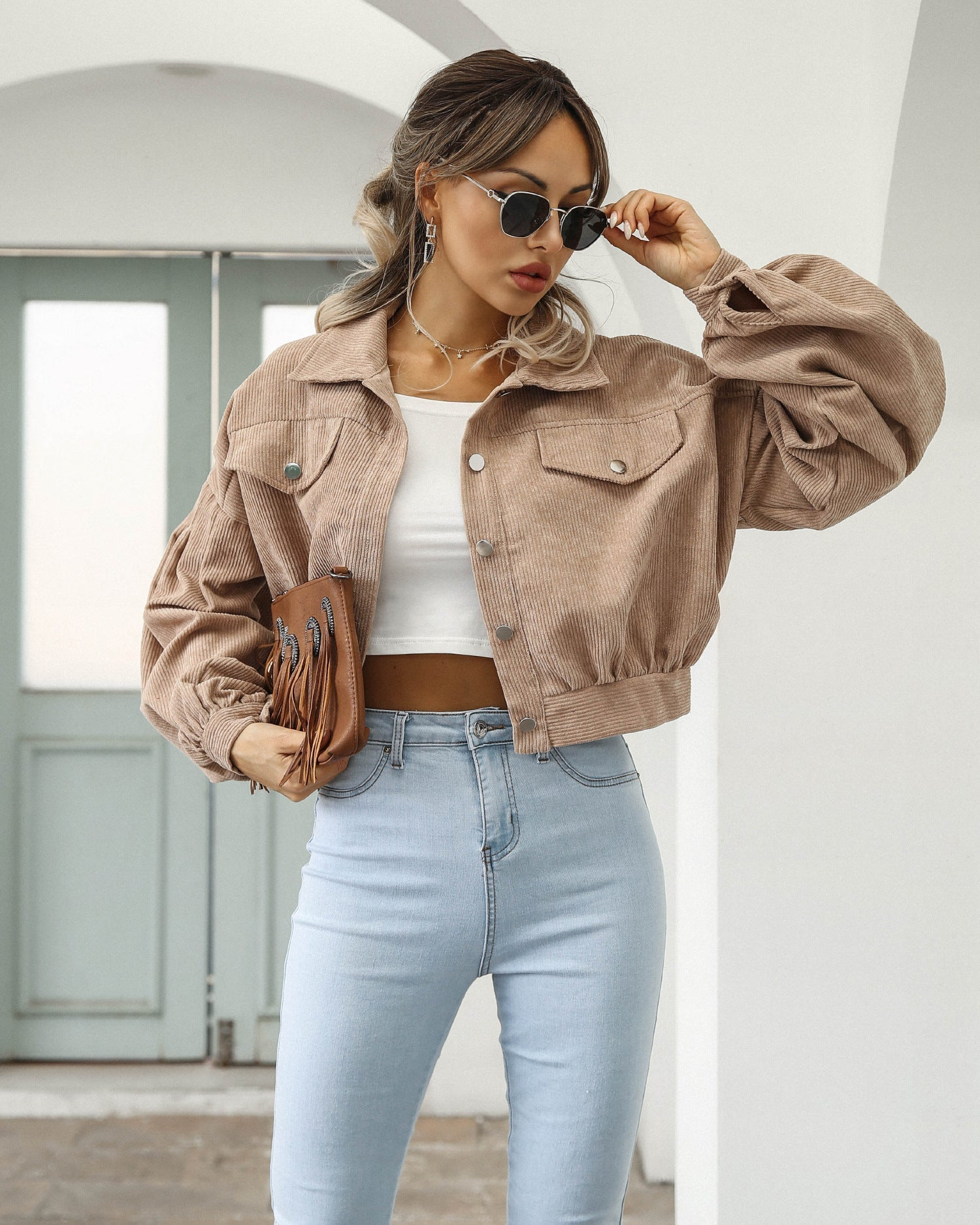 Veste Femme Courte Chic et Élégante - PanierRoyale