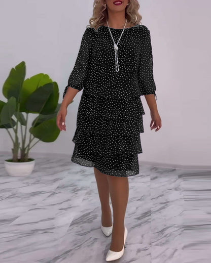 Robe Femme Chic en Dentelle avec Décolleté et Fleurs