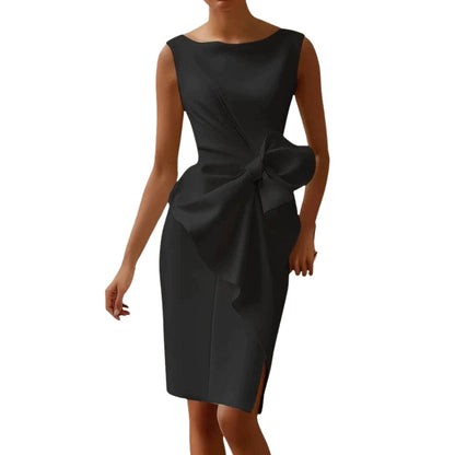 Robe Élégante Courte sans Manches en Découpe