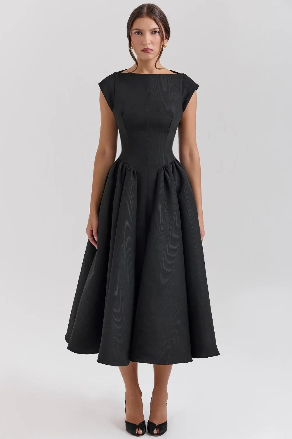 Robe femme cintrée élégante pour soirée - PanierRoyale