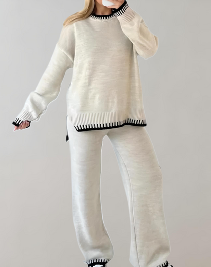 Robe Cachemire Femme Gris Clair avec Sac à Main Blanc Brodé