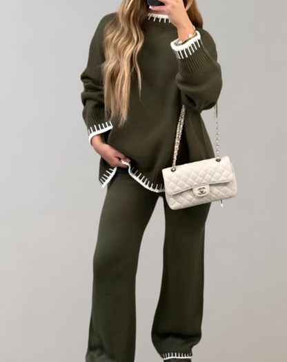 Robe Cachemire Femme Gris Clair avec Sac à Main Blanc Brodé