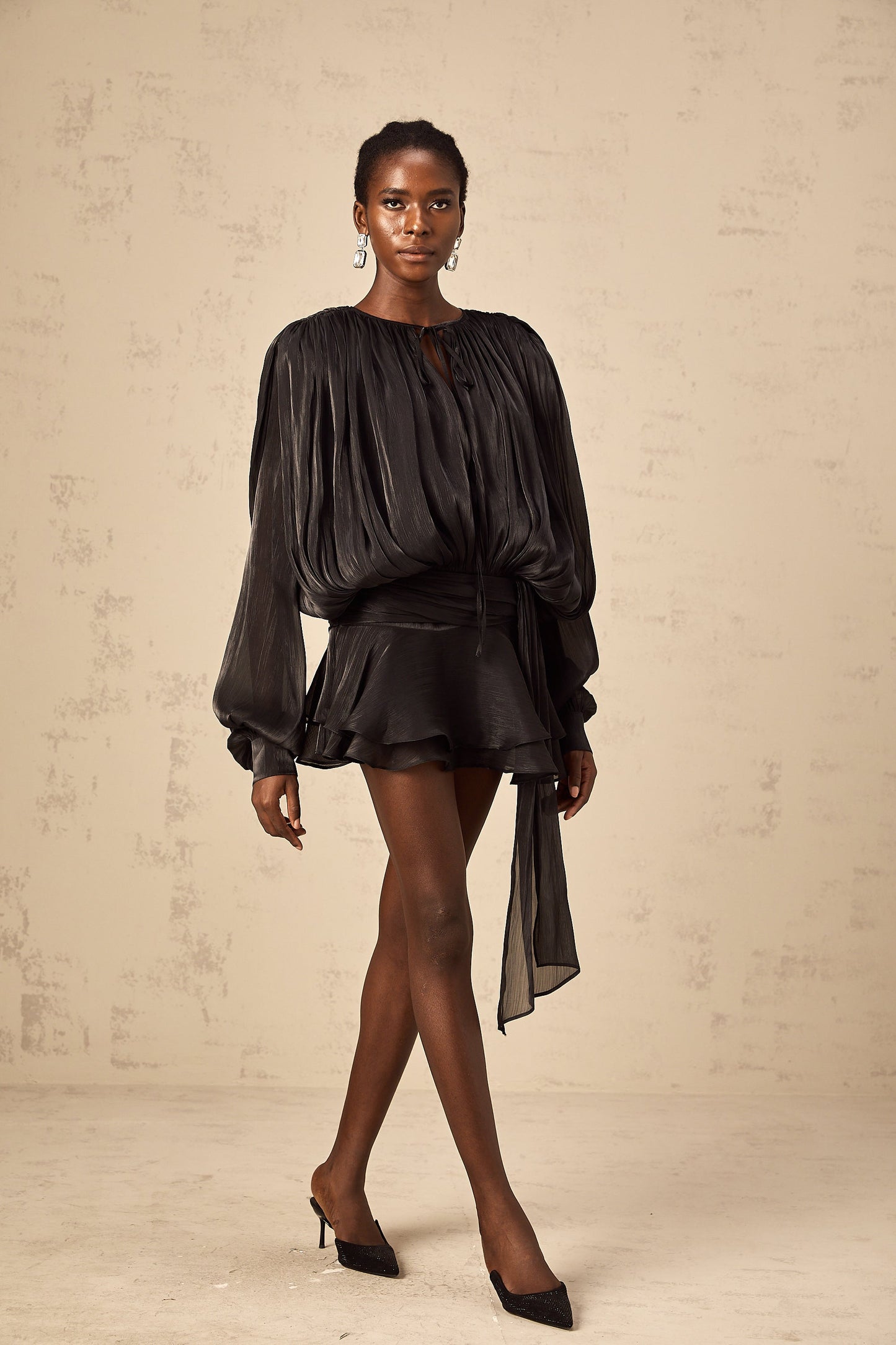 Robe Femme Plissée Manches Longues Col Boutonné
