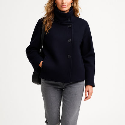 Veste femme courte en laine chaude avec col montant et boutons