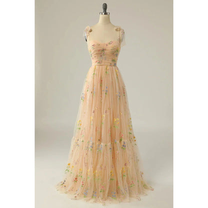 Robe de Soirée Chic en Tulle avec Dentelle
