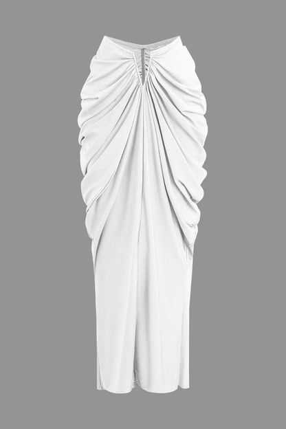 Robe Cocktail Épaules Découvertes avec Drapage Élégant