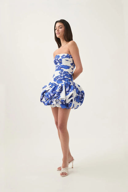 Robe sans manches fleuri pour femme avec jupe ample