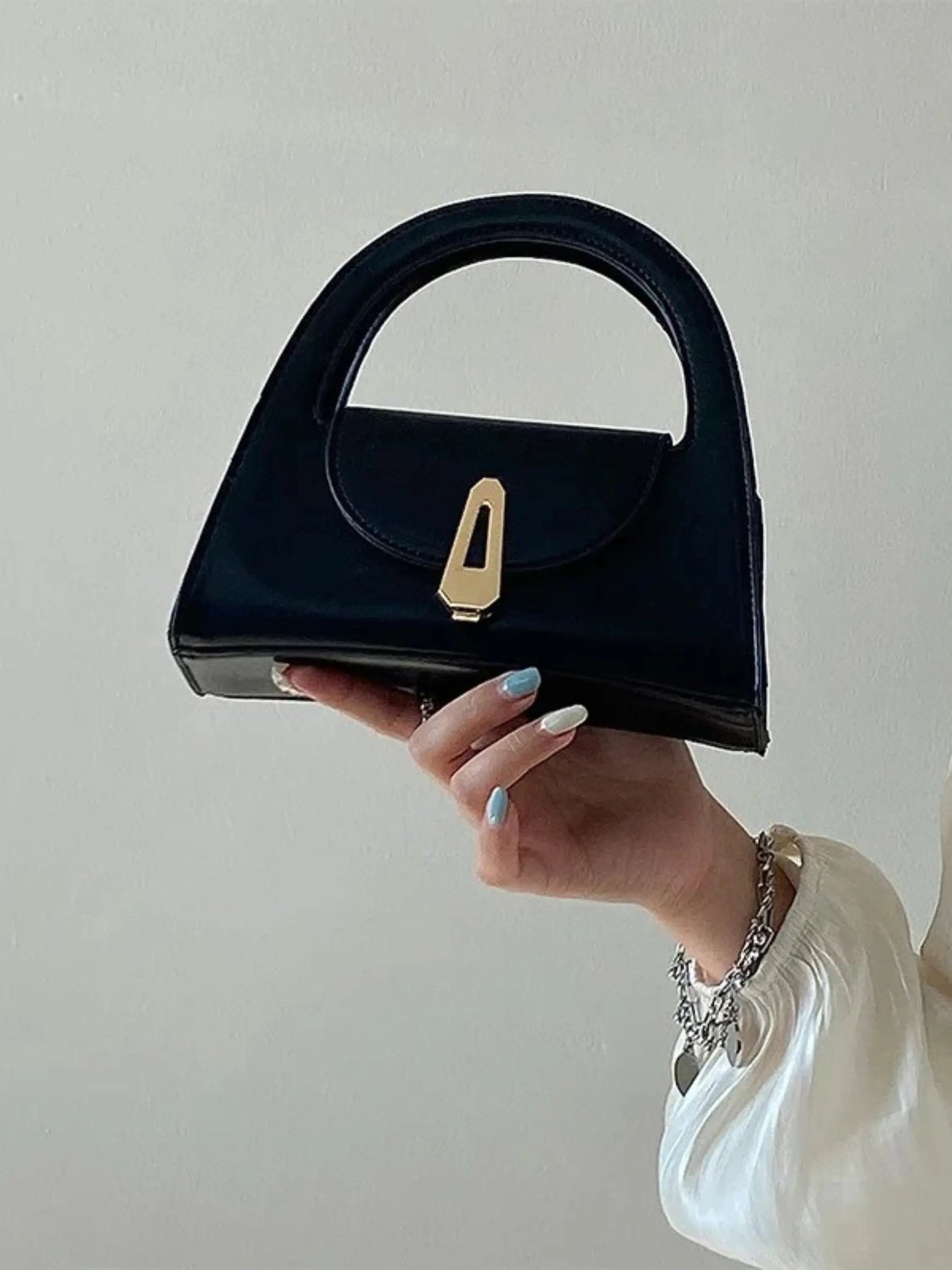 Sac à Main Noir Mini Chic en Cuir