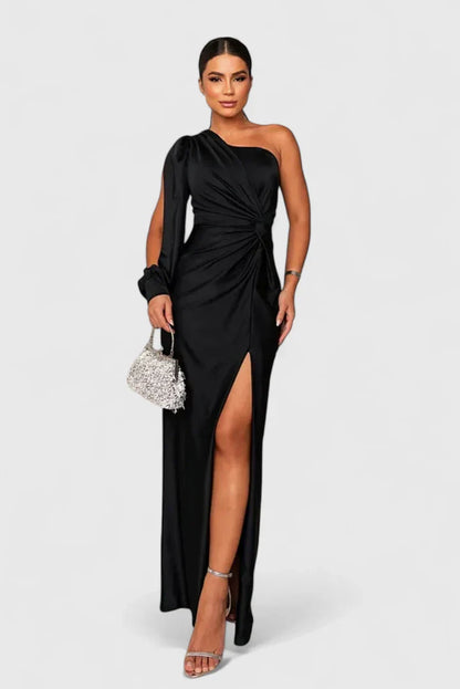 Robe Soirée Épaule Dévoilée et Ceinture