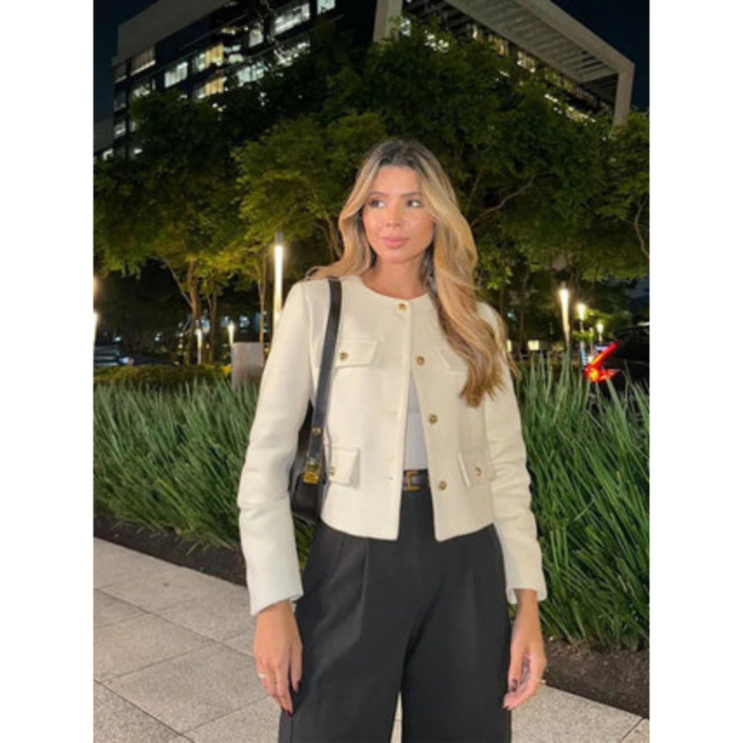 Veste Femme Chic en Taille Avec Boutons Dorés - PanierRoyale
