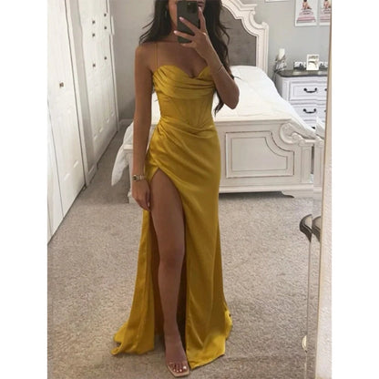 Robe de soirée chic dos nu avec bretelles fines