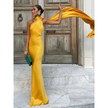 Robe de Soirée Élégante Dos Nu et Décolleté