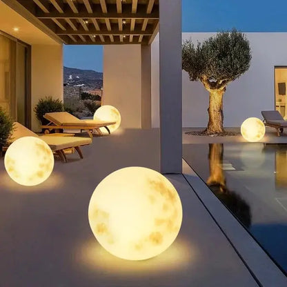 Lampe de Jardin Solaire en Forme de Lune - BerlinGlamour