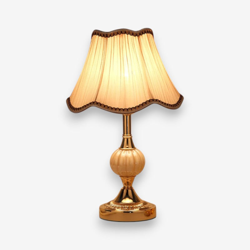 Lampe de Table Design Fleurs en Métal