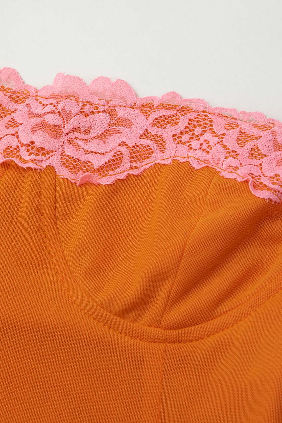 Robe Midi Élégante pour Femme