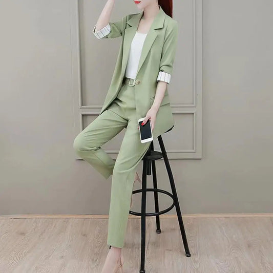 Costume Femme Tailleur Chic Trois Pièces - PanierRoyale