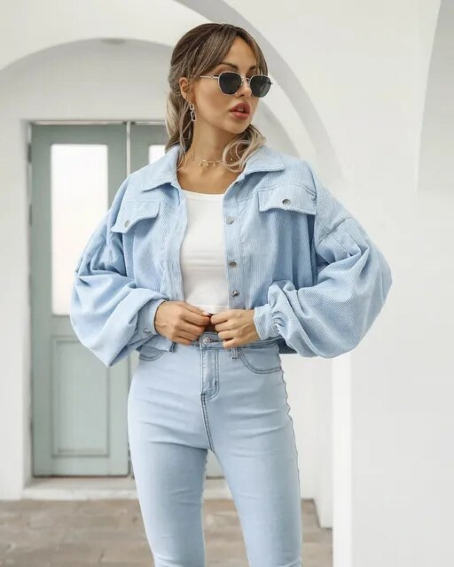 Veste Femme Courte Chic et Élégante