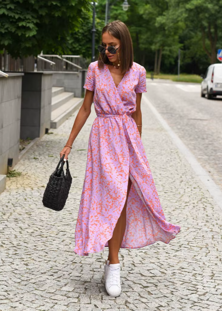 Robe Femme Fluide Coupe Portefeuille Motif Floral Manches Courtes