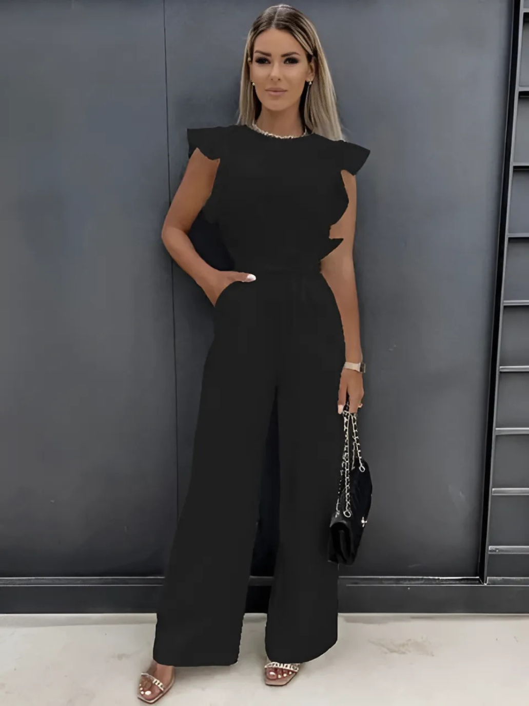 Robe Courte Noire Élégante pour Femme - PanierRoyale