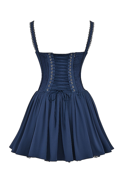 Robe corsetée féminine avec bretelles et détails volants