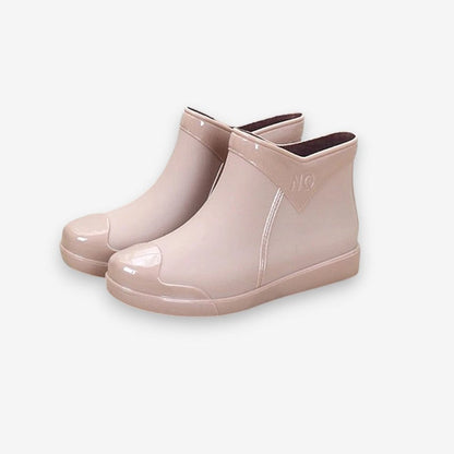Bottes Femmes à talon plat et bout rond élégant