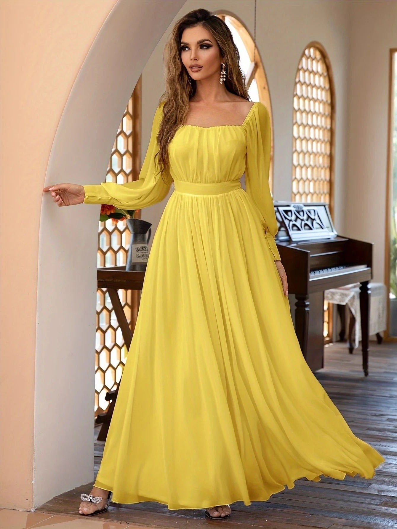 Robe de Soirée Longue Manches Blanc Féminine Élégante