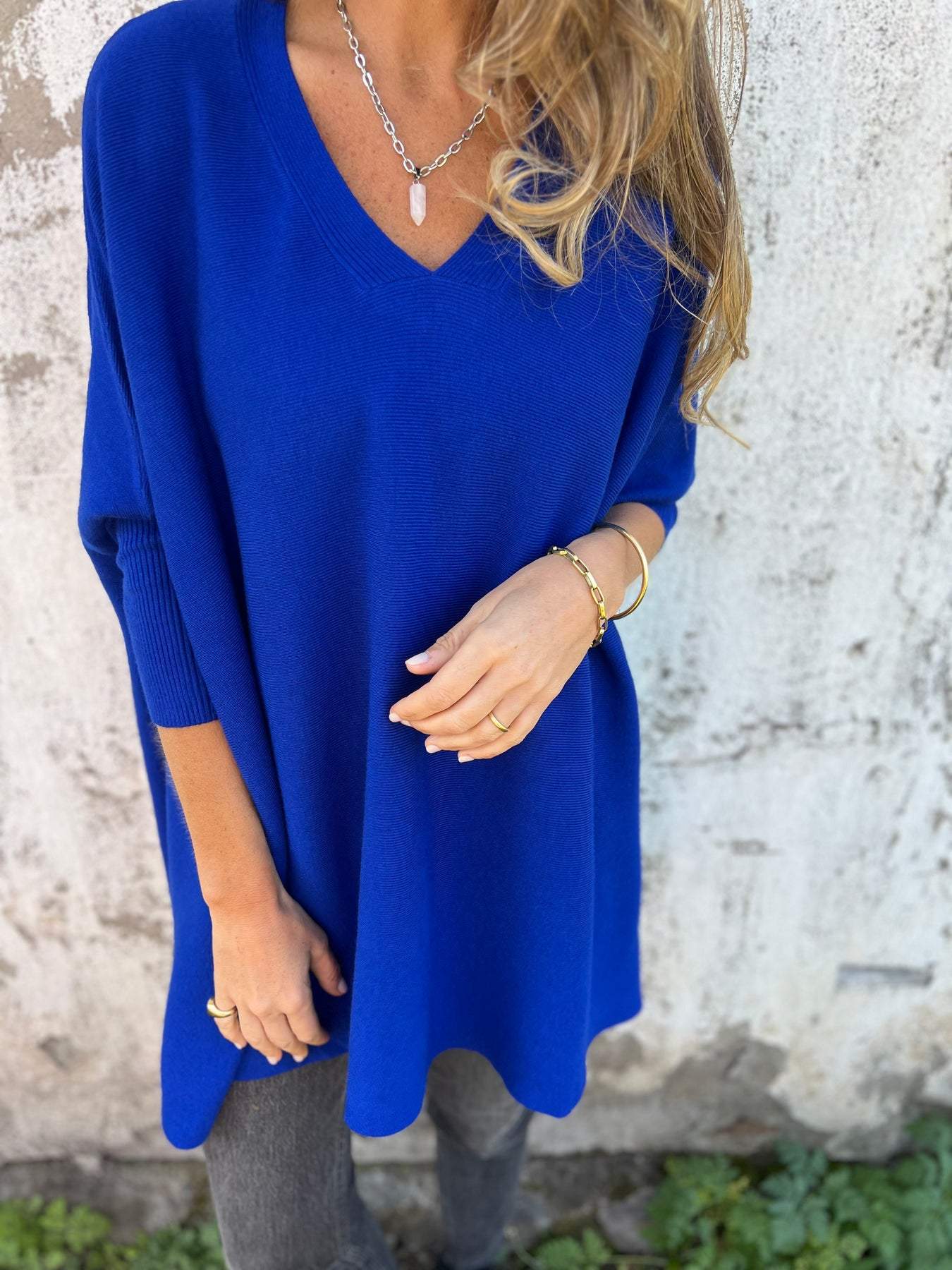 Pull Femme Noir Élégant Manches Longues