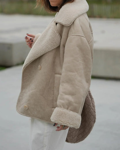 Veste en cuir synthétique et polaire femme élégante