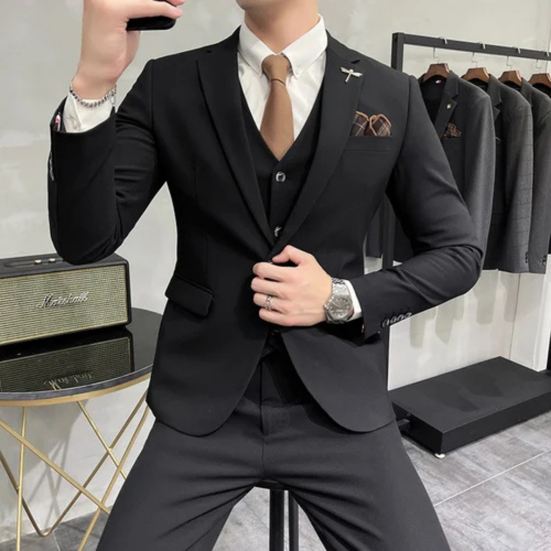 Costume Homme Noir Classique Trois Pièces avec Gilet et Cravate