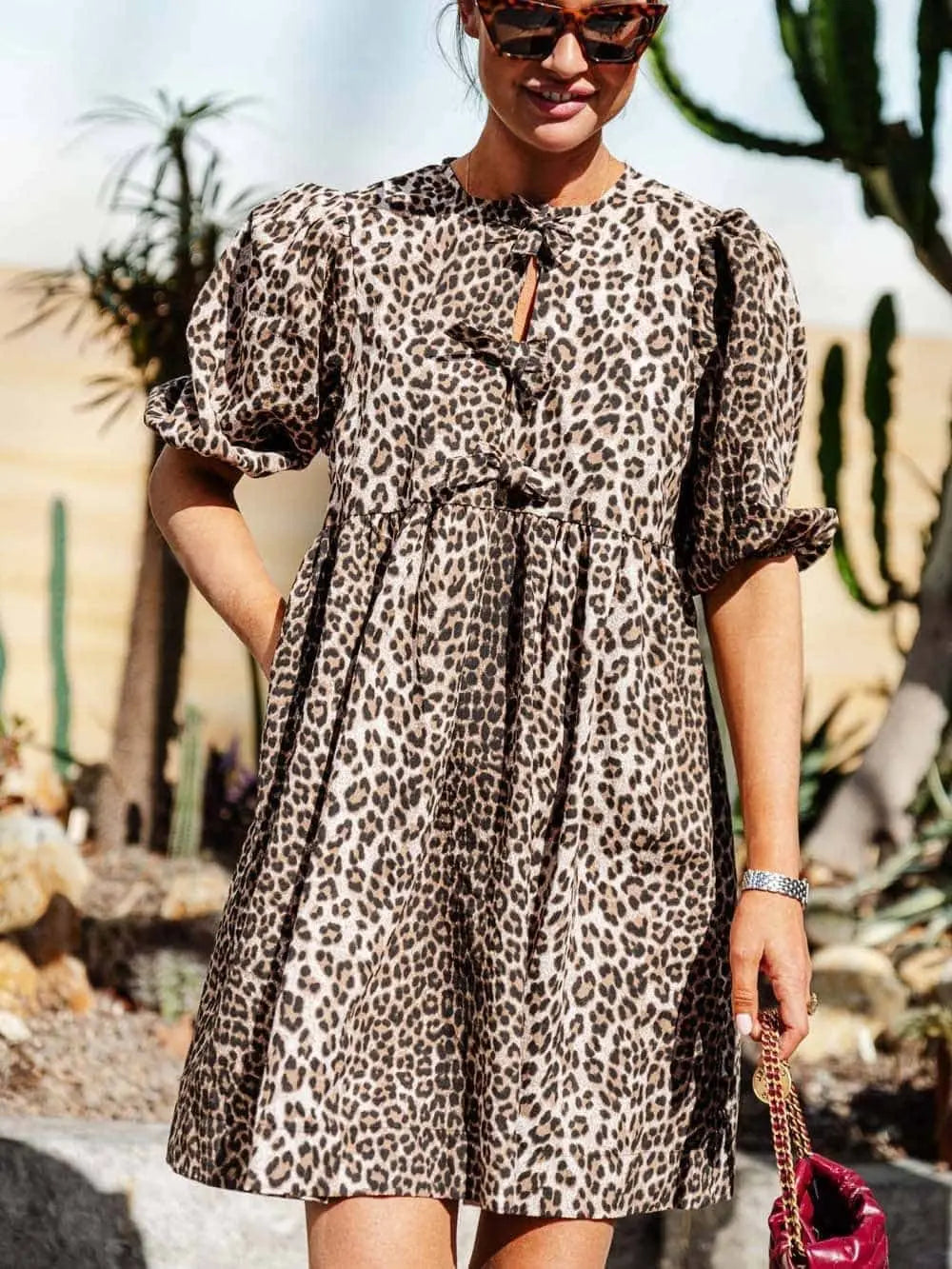 Robe leopard femme manches courtes élégante - BerlinGlamour