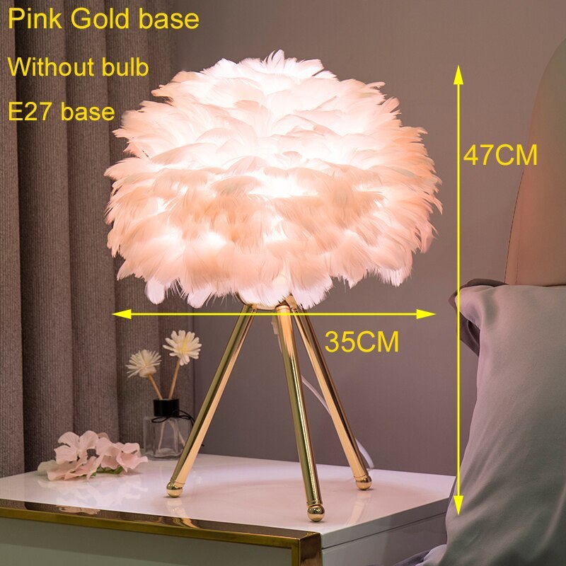 Lampe de Bureau Design avec Abat-Jour - Pied Doré et Lumière Chaude