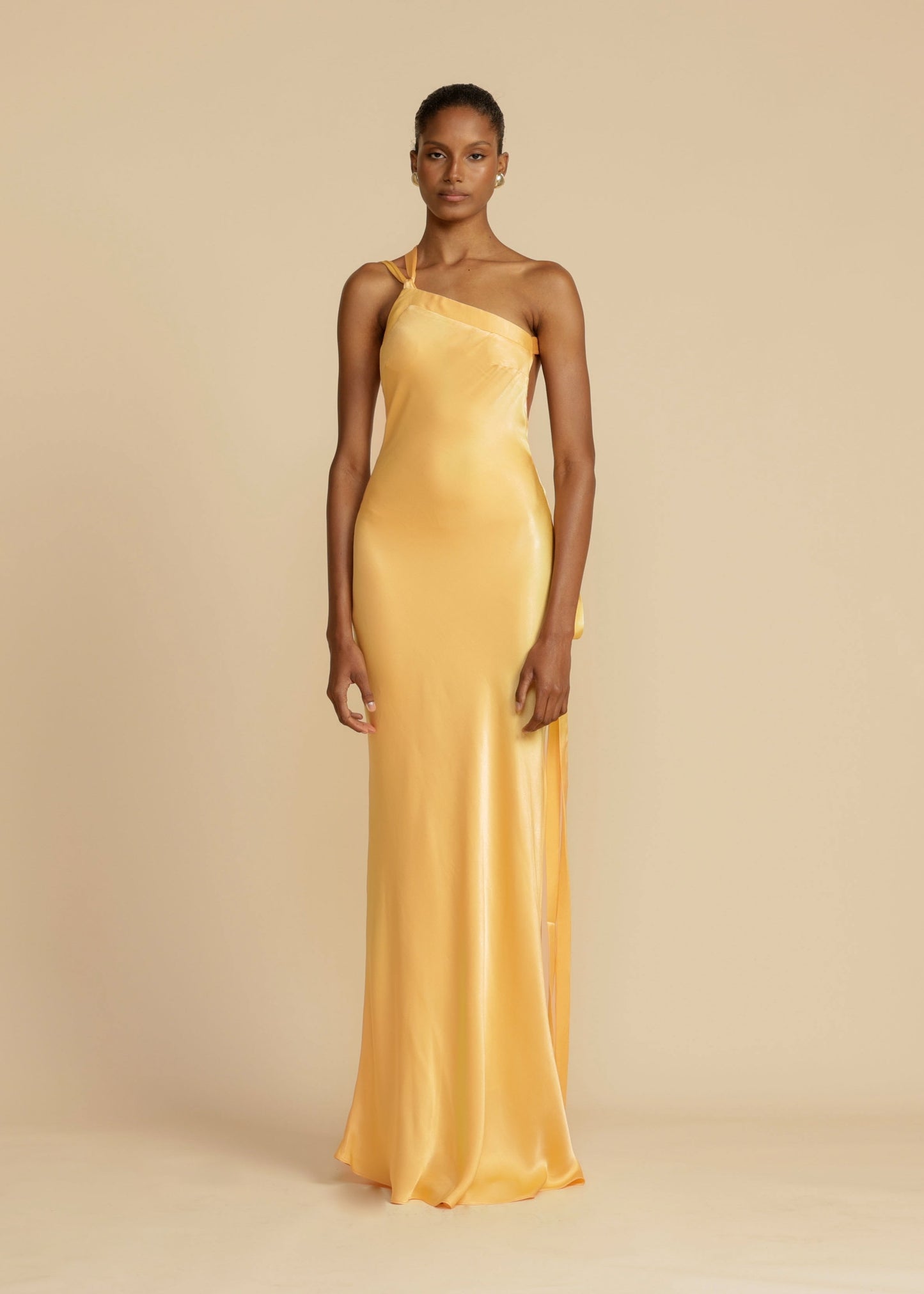 Robe de Soirée Femme Élégante en Soie, Dos Nu et Col en Biais