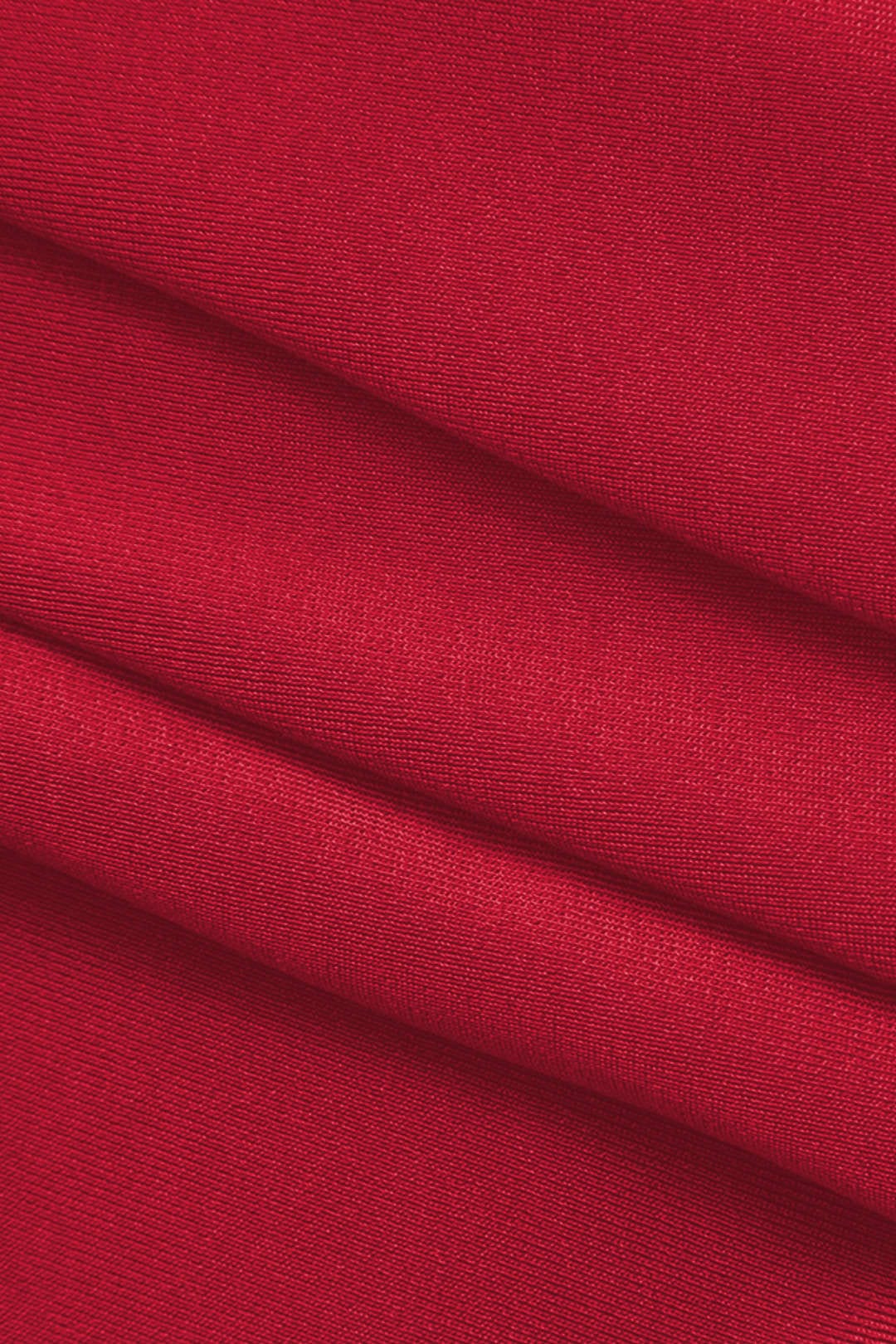 Robe Cocktail Épaules Découvertes avec Drapage Élégant