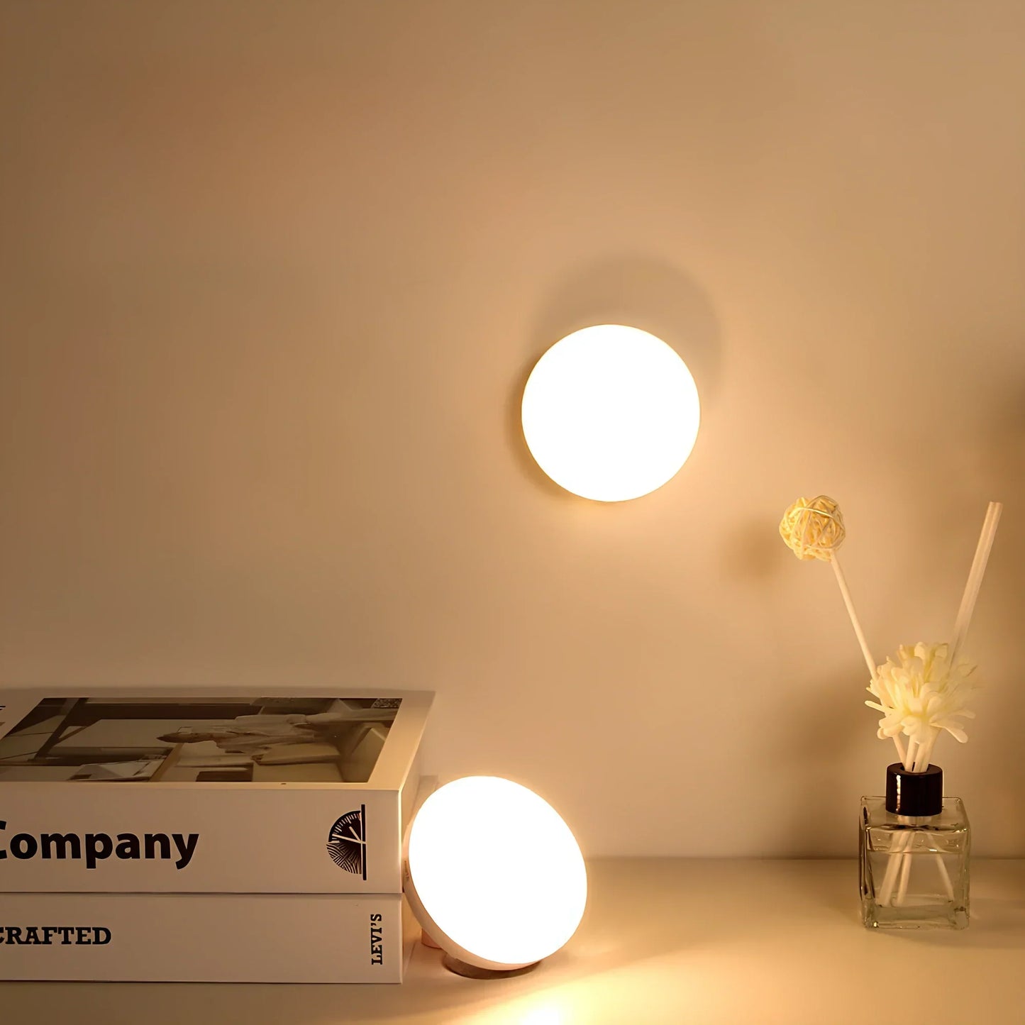 Lampe Murale LED Détection Mouvement Rechargeable USB Eclairage