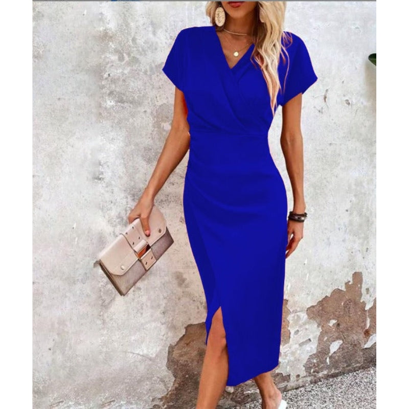 Robe femme séductrice décolleté profond manches courtes