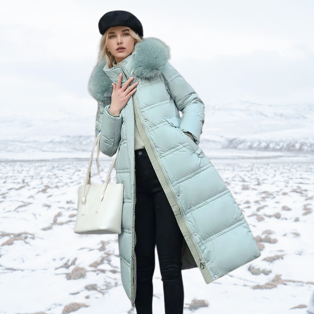 Manteau femme élégant avec ceinture et capuche
