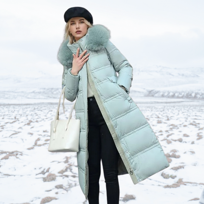 Manteau femme élégant avec ceinture et capuche
