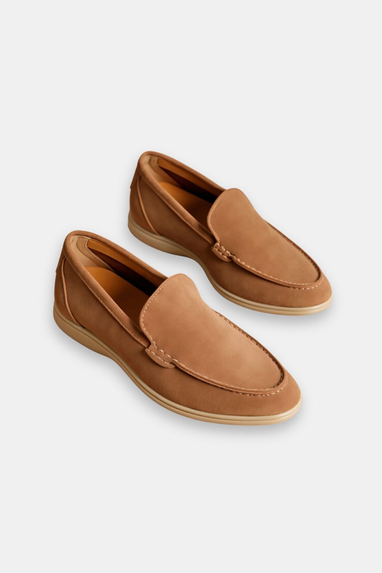 Mocassins Beige Élégants et Polyvalents