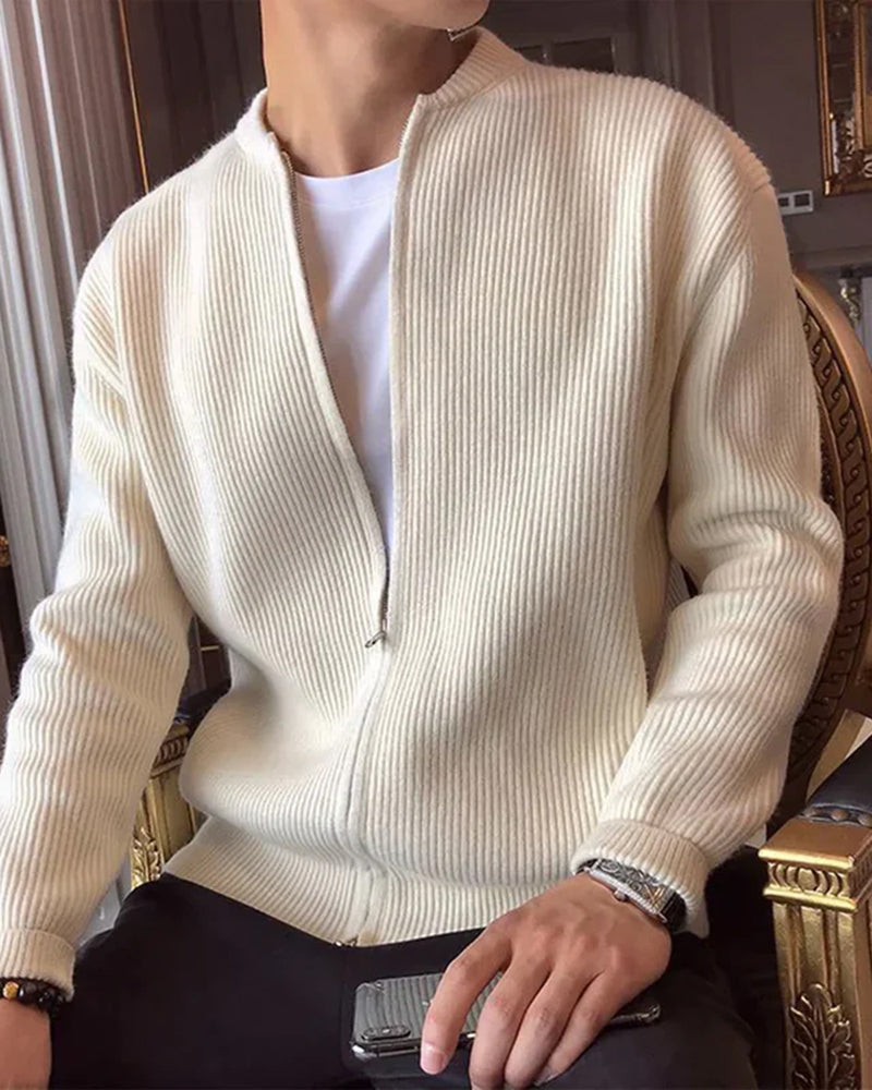 Pull en maille pour homme col montant à fermeture éclair