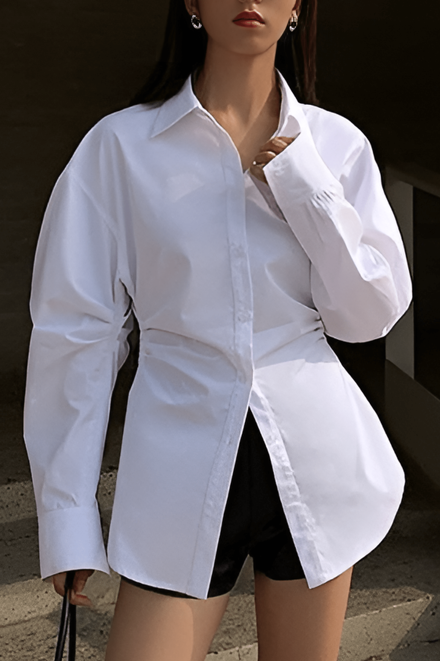Chemise Blanche Oversize avec Ceinture et Col Classique - BerlinGlamour