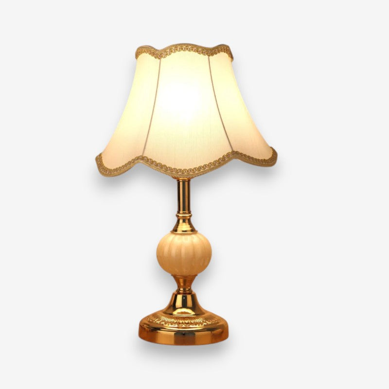 Lampe de Table Design Fleurs en Métal - PanierRoyale