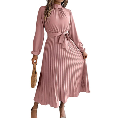 Robe Féminine Plissée à Manches Longues Taille Cintrée Élégante