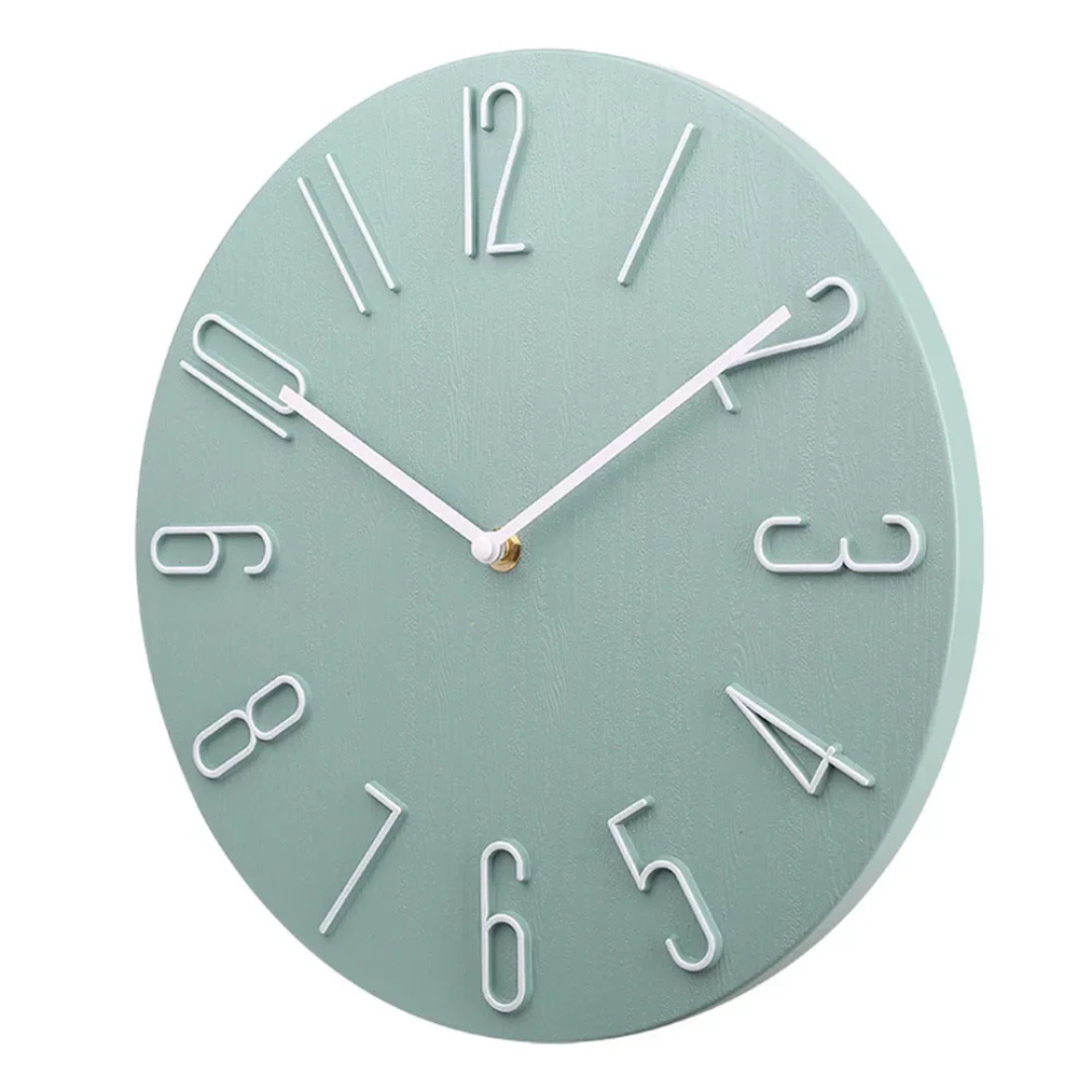 Horloge Murale Rouge Design avec Chiffres en Relief