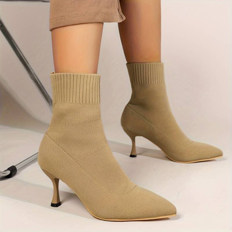 Bottines Femme Élégantes à Talon Haut et Découpes Délicates